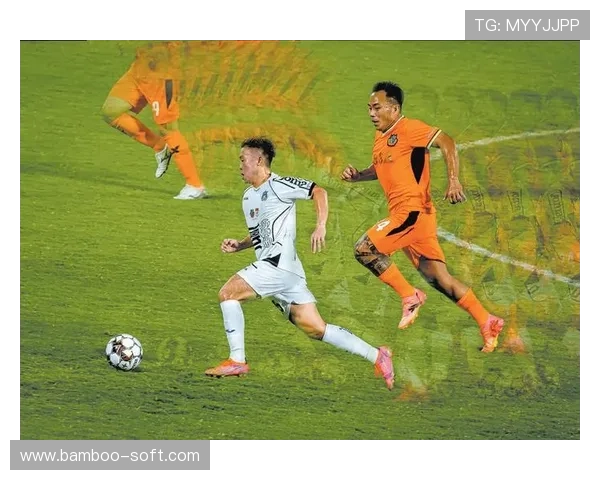 足球明星化身时尚达人展现别样风采的变装之旅