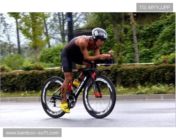 成都篮球队崛起之路:从默默无闻到世锦赛舞台的成长历程 成都篮球队崛起之路:从默默无闻到世锦赛舞台的成长历程